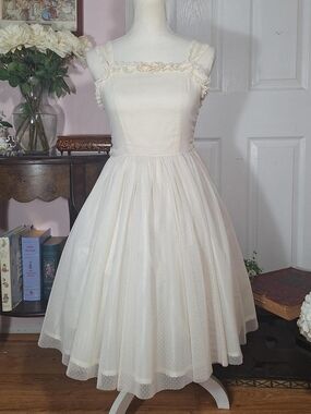 Innocent World Ivory Dot Tulle Layer JSK | Classic Lolita